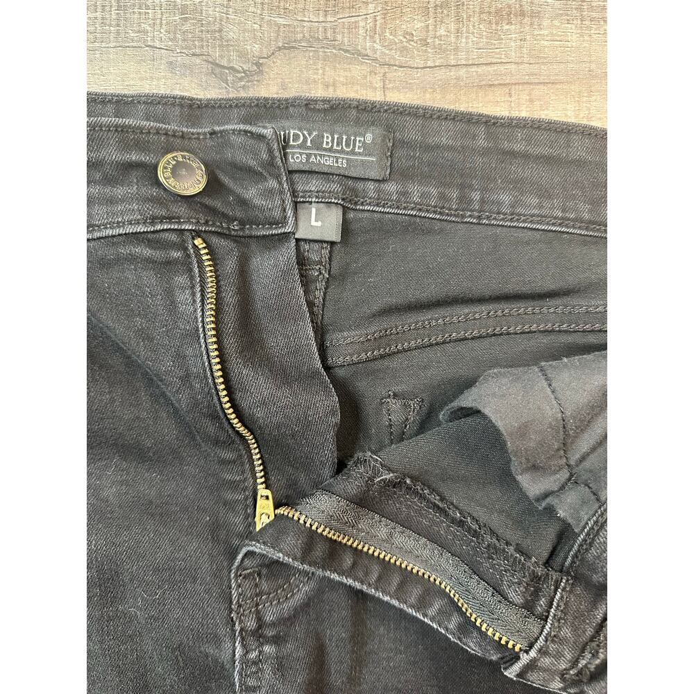 Judy Blue Black Denim Shorts Frayed Tulip Hem Size Large Style# JB15265BK - Picture 2 of 10